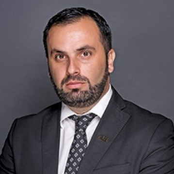 Prof. Eldar Saljic