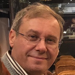 Dr. Antonio Olmos
