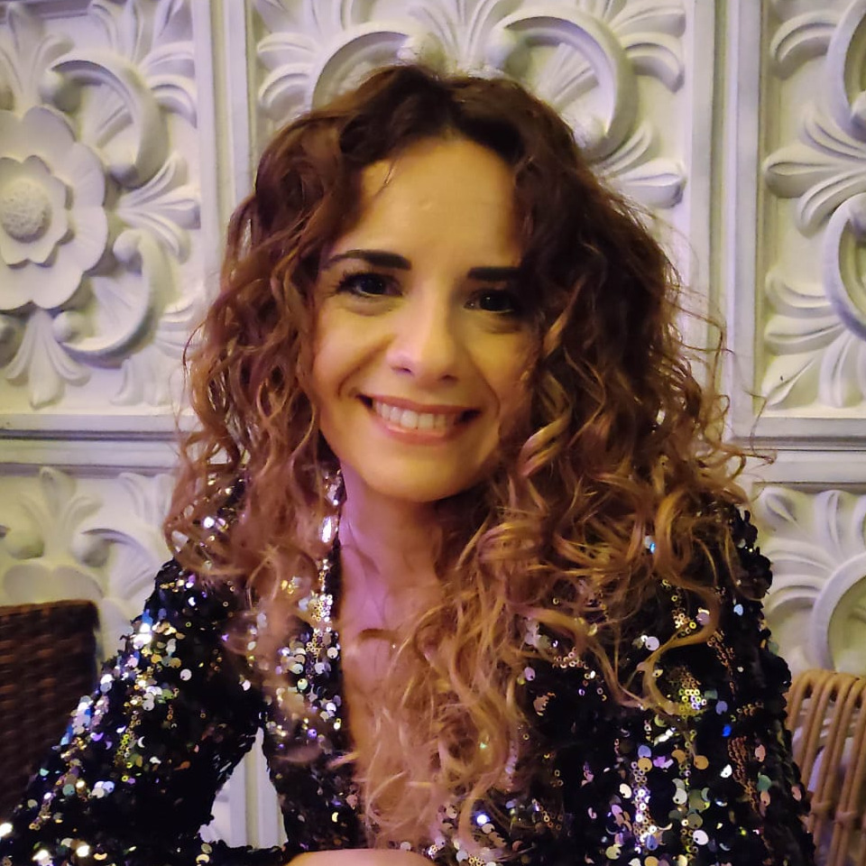 Dr. Cristina Romero-López