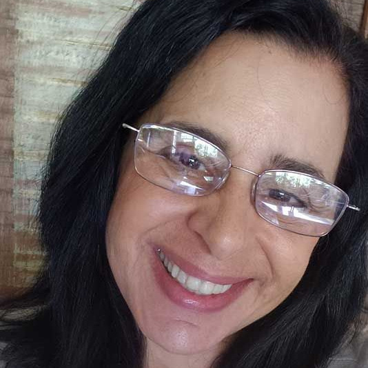Prof. Dr. Adriana Farah