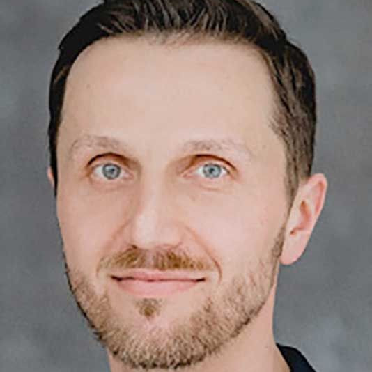 Dr. Mirko Rennert