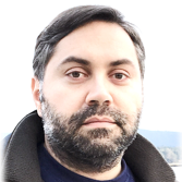 Dr. César Vasques